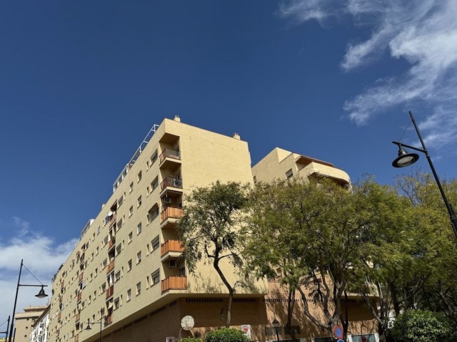 Apartment, Fuengirola, R4700509