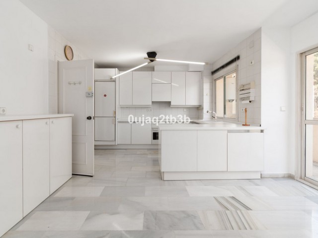 Kattohuoneisto Marbella