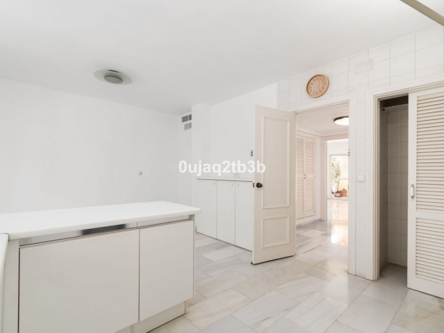 Kattohuoneisto Marbella