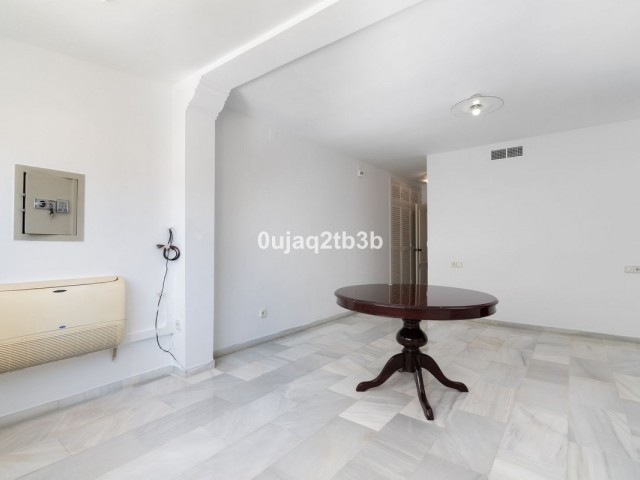 Penthouse avec 4 Chambres  à Marbella