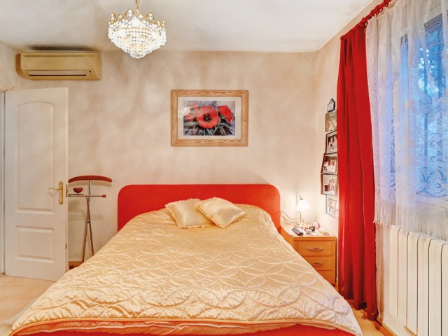 3 Bedrooms Villa in Marbesa
