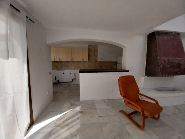 2 Slaapkamer Villa in Estepona