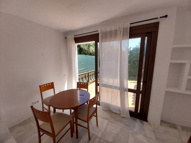 2 Bedrooms Villa in Estepona