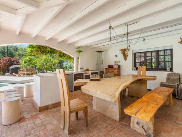 4 Schlafzimmer Villa in Guadalmina Baja