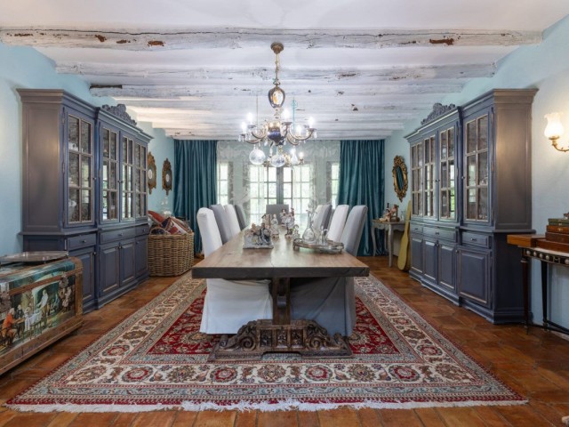 4 Schlafzimmer Villa in Guadalmina Baja