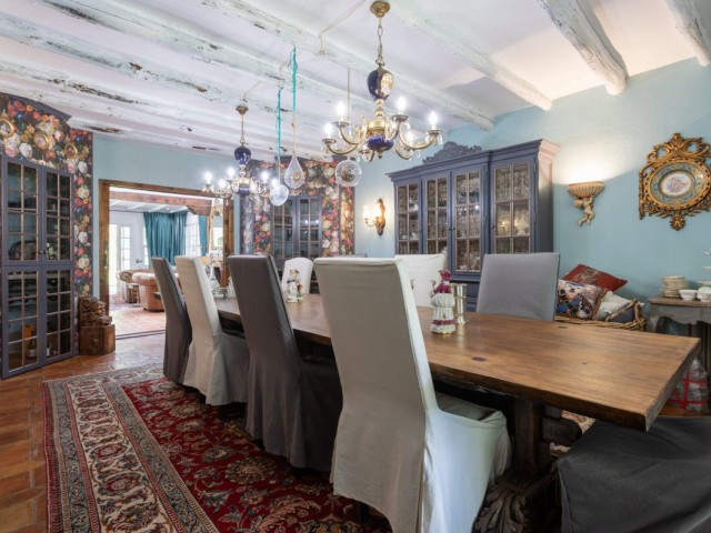 4 Schlafzimmer Villa in Guadalmina Baja