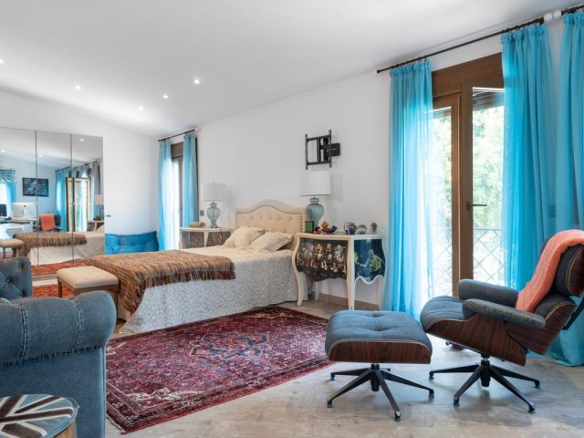 4 Schlafzimmer Villa in Guadalmina Baja