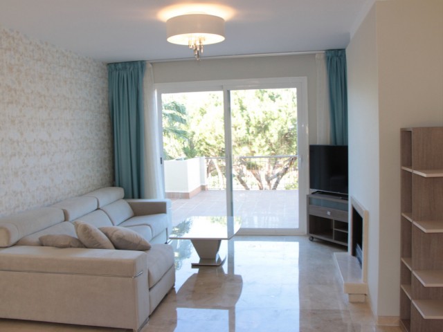 Apartment, Marbella, R4705594
