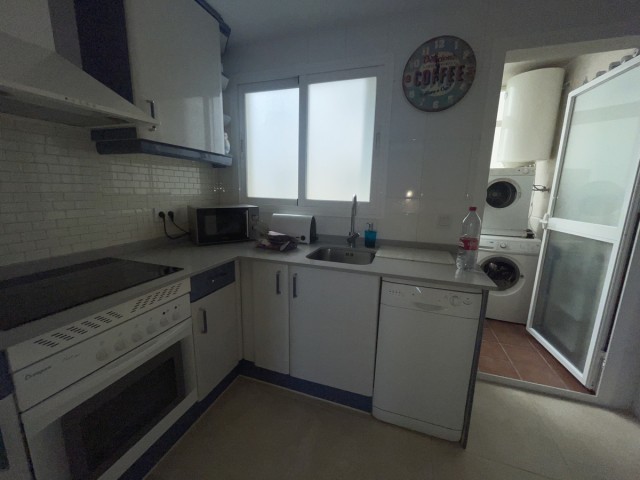 Apartamento, Estepona, R4706716