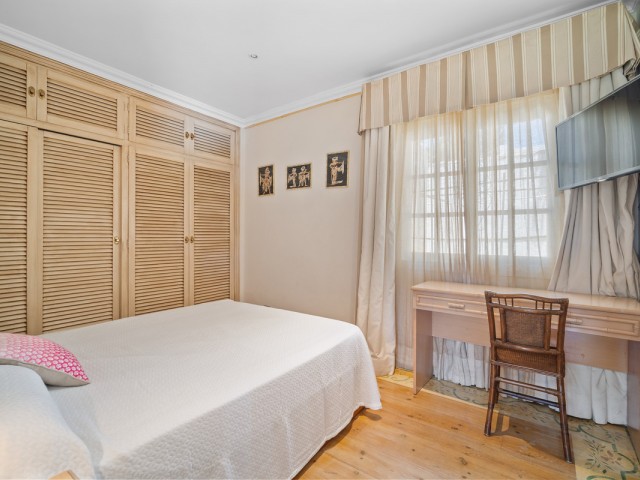 6 Bedrooms Villa in Guadalmina Alta
