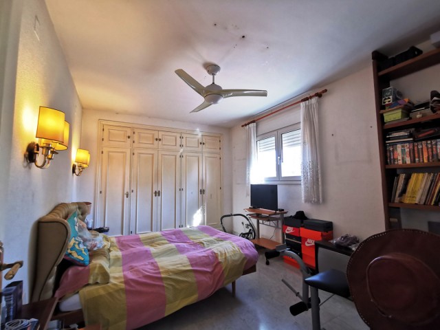 11 Soveroms Villa i Torremolinos