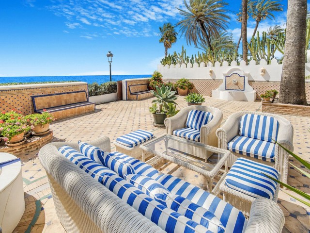 Villa, Marbella, R4711855