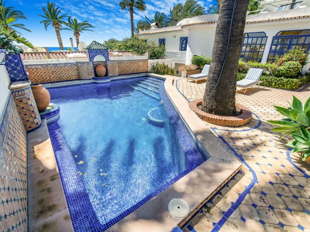 Villa, Marbella, R4711855