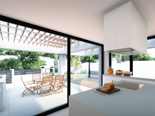 5 Bedrooms Villa in El Chaparral