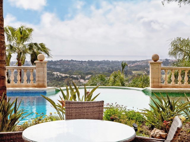 Penthouse in Nueva Andalucía