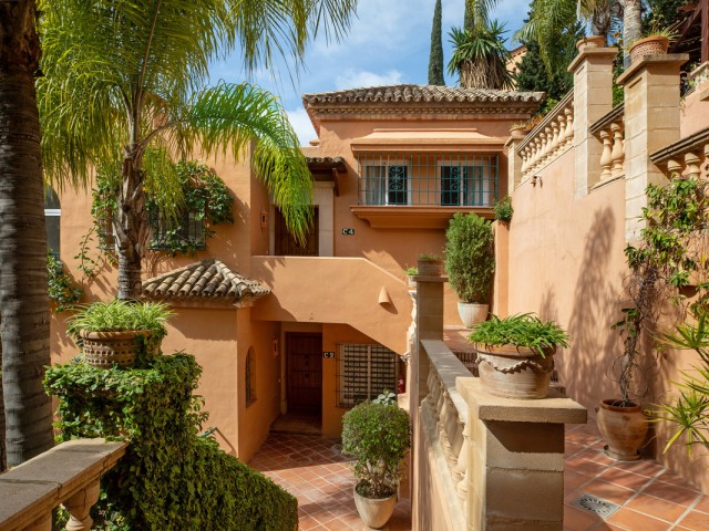 Penthouse in Nueva Andalucía