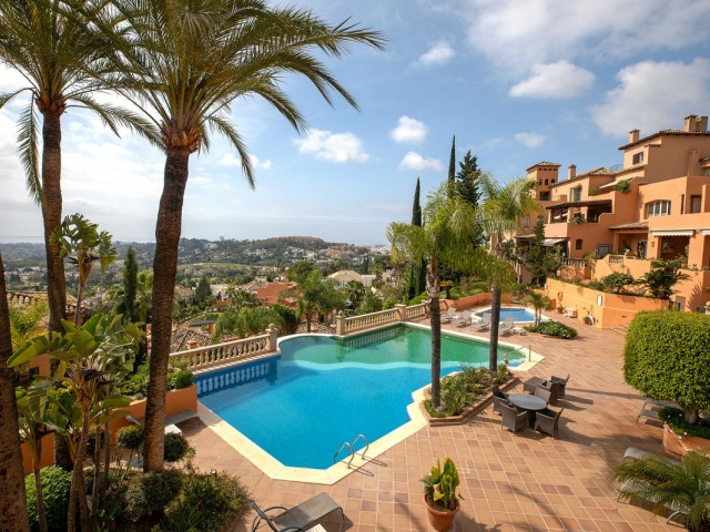 Penthouse in Nueva Andalucía