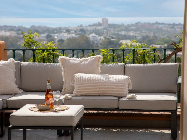 Penthouse in Nueva Andalucía