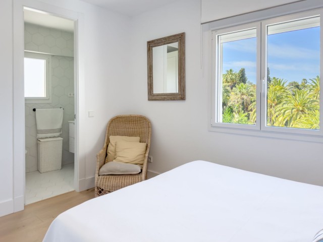 5 Schlafzimmer Apartment in Guadalmina Baja