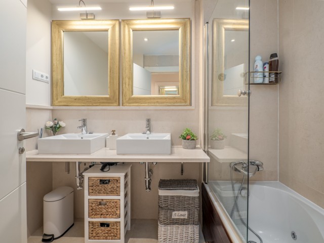 Apartamento con 2 Dormitorios  en Los Flamingos