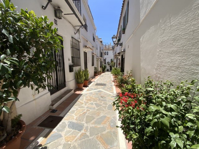 Townhouse, Marbella, R4657975