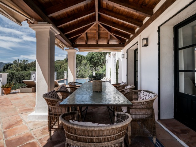 Villa avec 4 Chambres  à El Madroñal