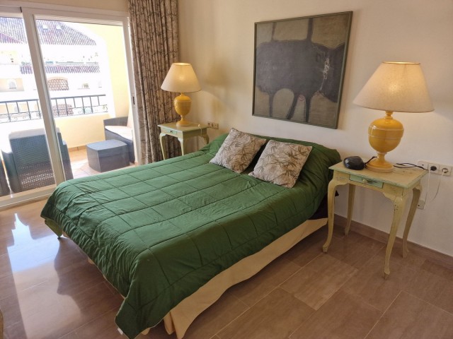 2 Bedrooms Apartment in Elviria