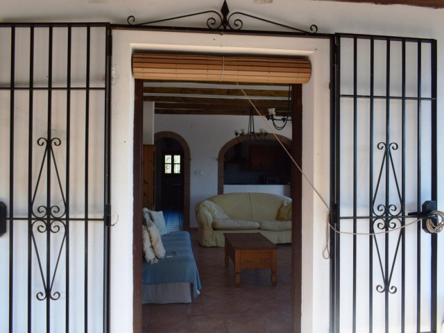 Villa avec 4 Chambres  à Comares