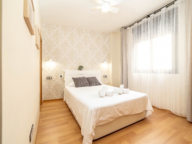 Apartamento con 3 Dormitorios  en Málaga Centro