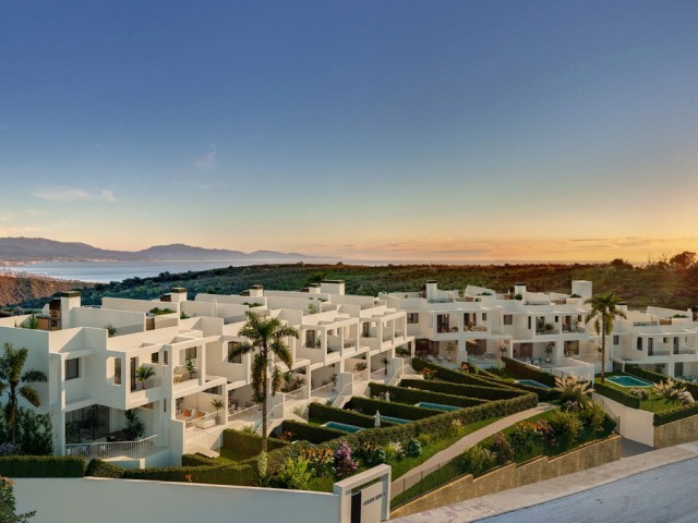 Adosado con 3 Dormitorios  en Manilva