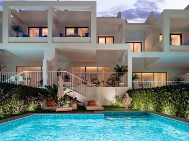 Maison mitoyenne avec 3 Chambres  à Manilva