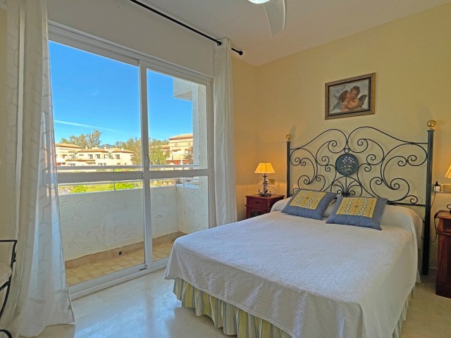 Apartment, Marbella, R4593550