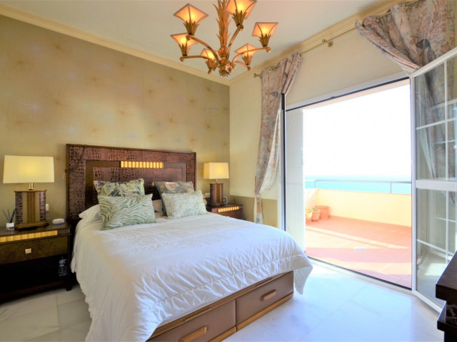 3 Bedrooms Apartment in La Duquesa