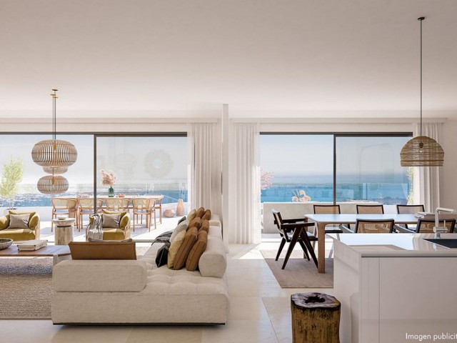 2 Bedrooms Apartment in Fuengirola