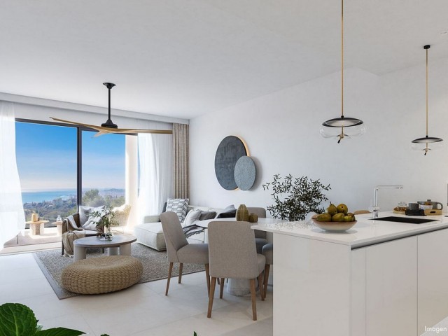 2 Bedrooms Apartment in Fuengirola