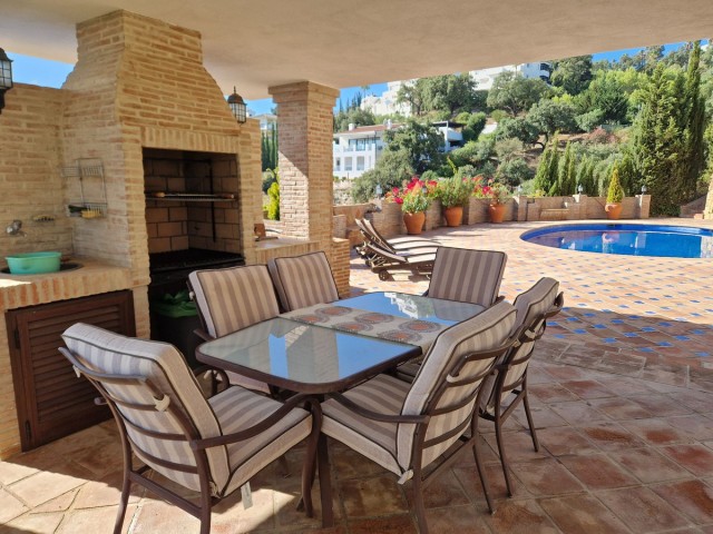 6 Slaapkamer Villa in La Mairena