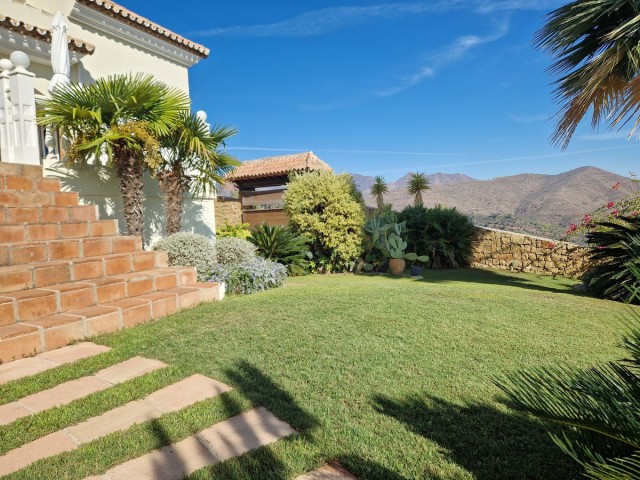 6 Slaapkamer Villa in La Mairena