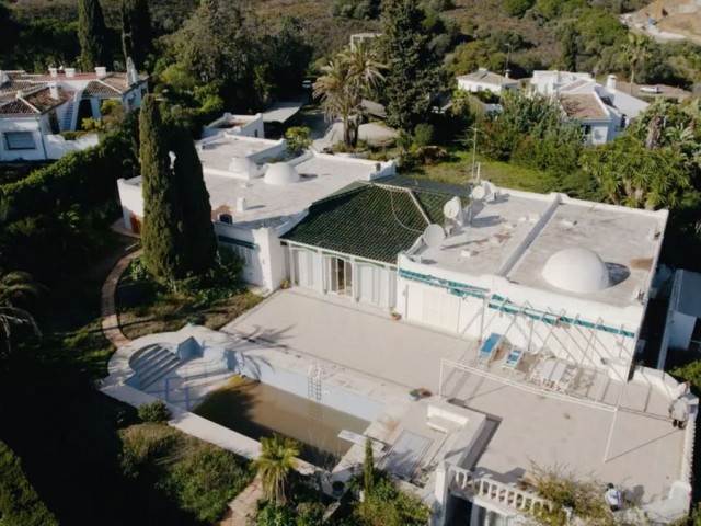 6 Bedrooms Villa in The Golden Mile