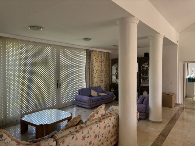 6 Slaapkamer Villa in The Golden Mile