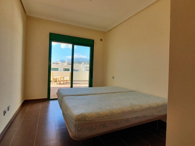 2 Bedrooms Apartment in Estepona