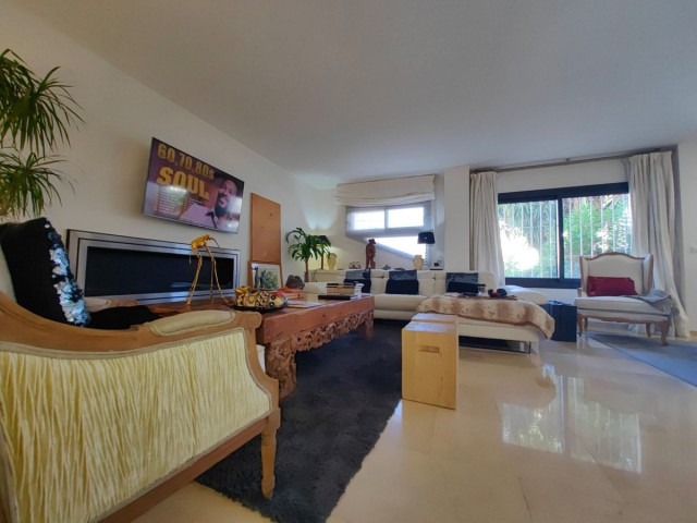 3 Bedrooms Apartment in Estepona