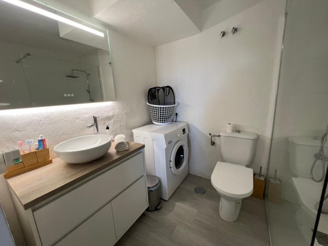 1 Bedrooms Apartment in Estepona