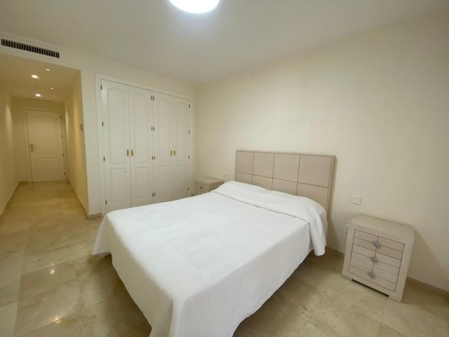 Apartment, Estepona, R4448278