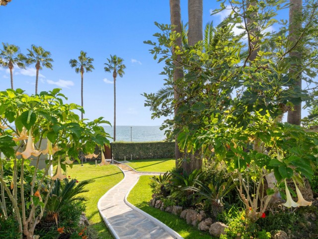 2 Bedrooms Apartment in New Golden Mile