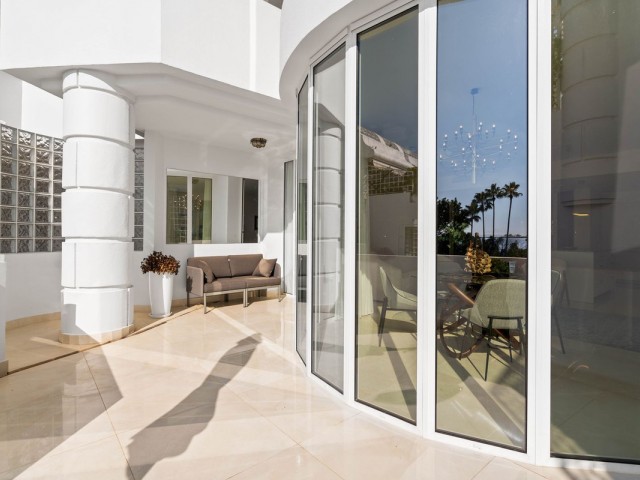 2 Bedrooms Apartment in New Golden Mile