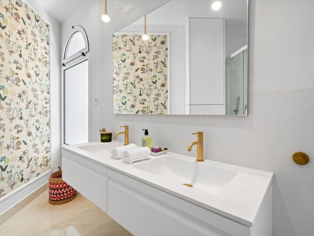 2 Bedrooms Apartment in New Golden Mile