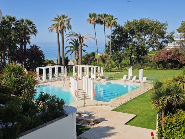 2 Bedrooms Apartment in New Golden Mile