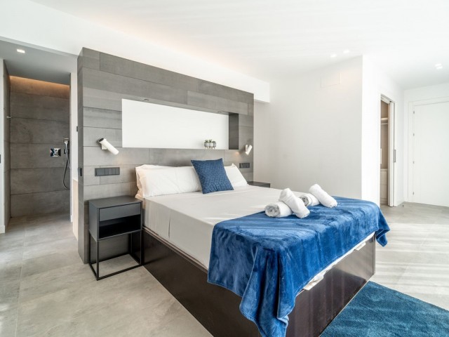 4 Bedrooms Villa in Benalmadena Costa