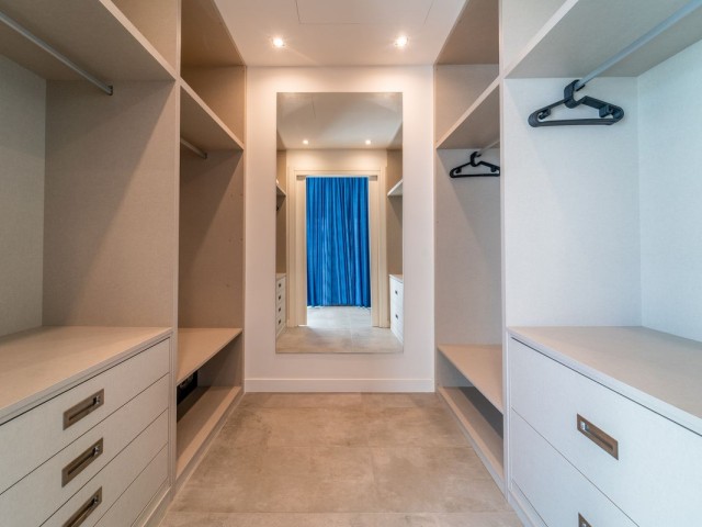 4 Bedrooms Villa in Benalmadena Costa