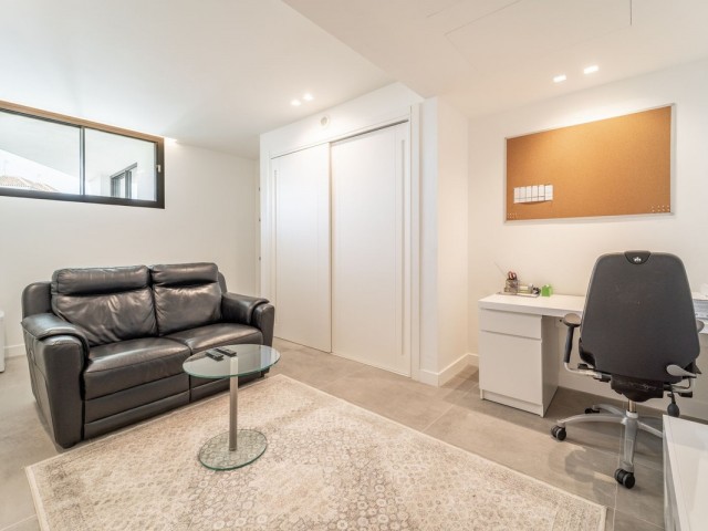 4 Bedrooms Villa in Benalmadena Costa